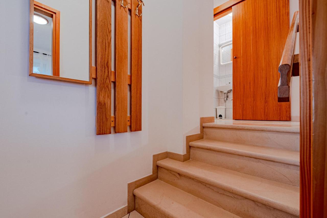 Apartment Ruzica Zrnovo Luaran gambar
