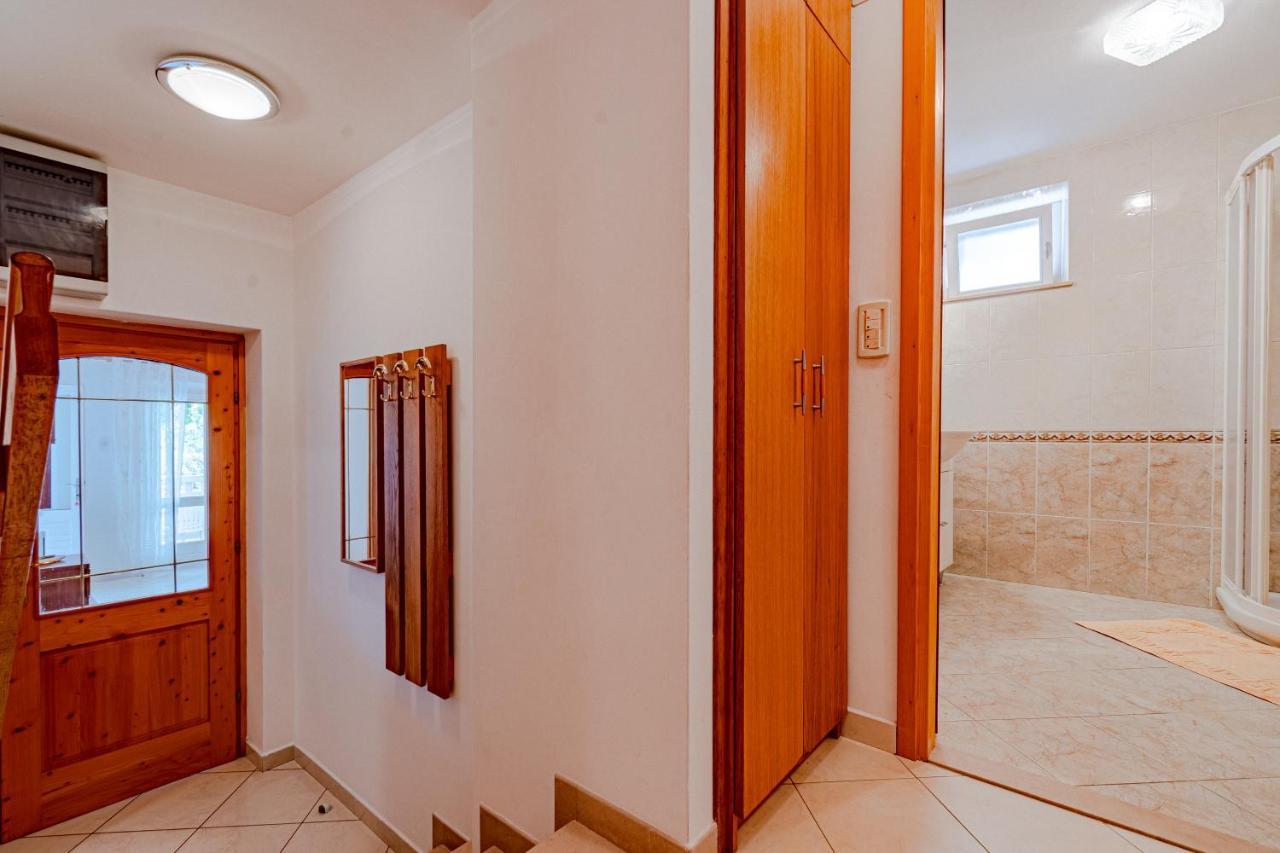 Apartment Ruzica Zrnovo Luaran gambar