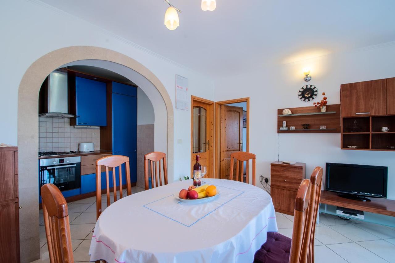 Apartment Ruzica Zrnovo Luaran gambar
